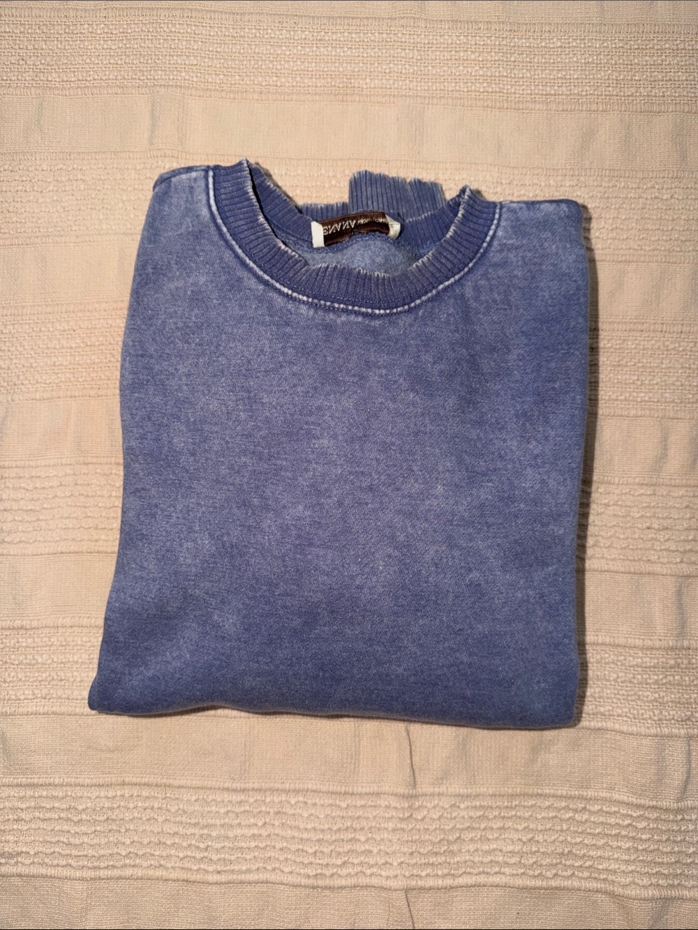 Zenana Outfitters Washed Blue Crewneck Sweater - Picture 4 of 4